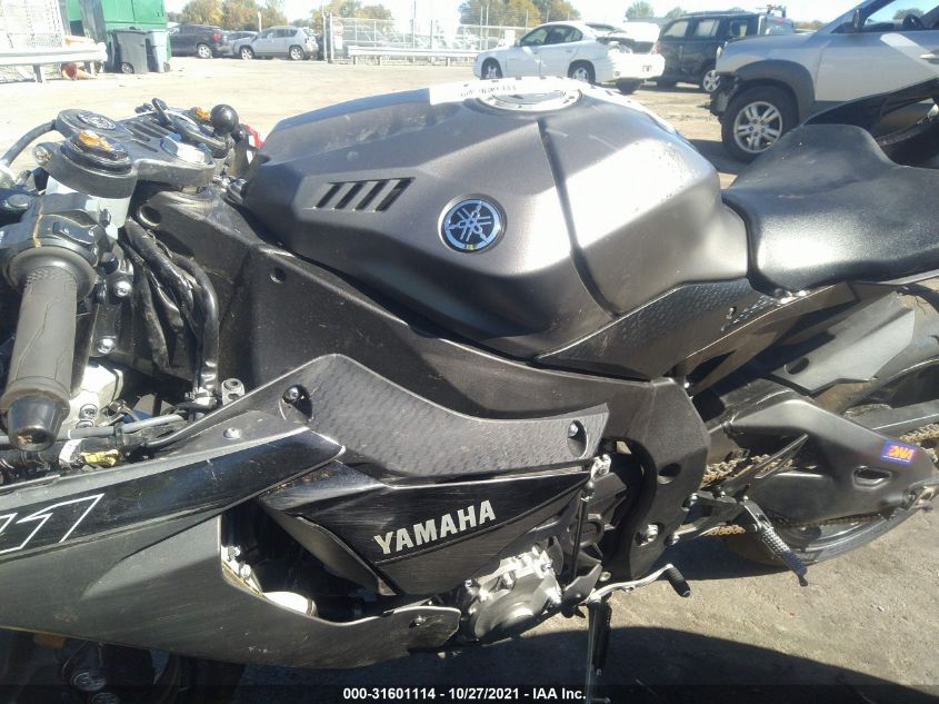 2016 YAMAHA YZFR1S JYARN42E8GA001325