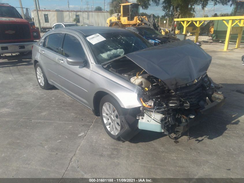 2013 CHRYSLER 200