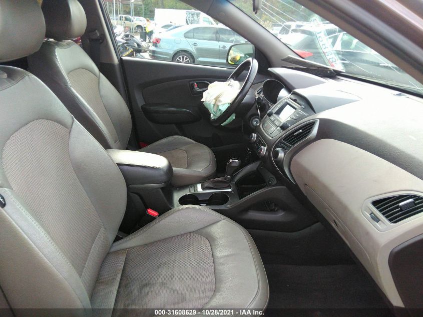 2014 HYUNDAI TUCSON SE KM8JUCAG2EU895444