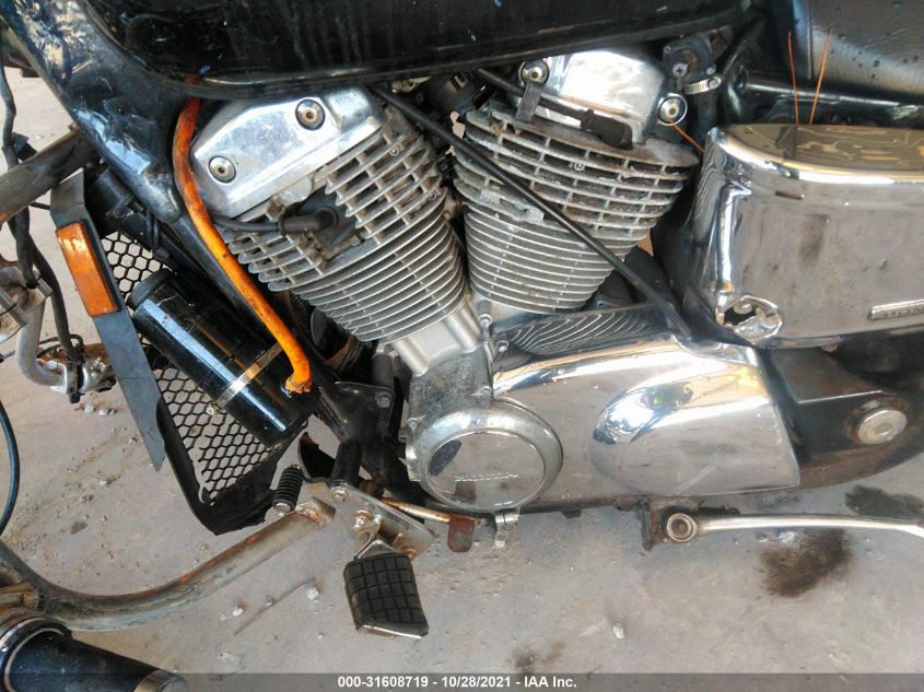 2004 HONDA VT1100 C 1HFSC18094A800750