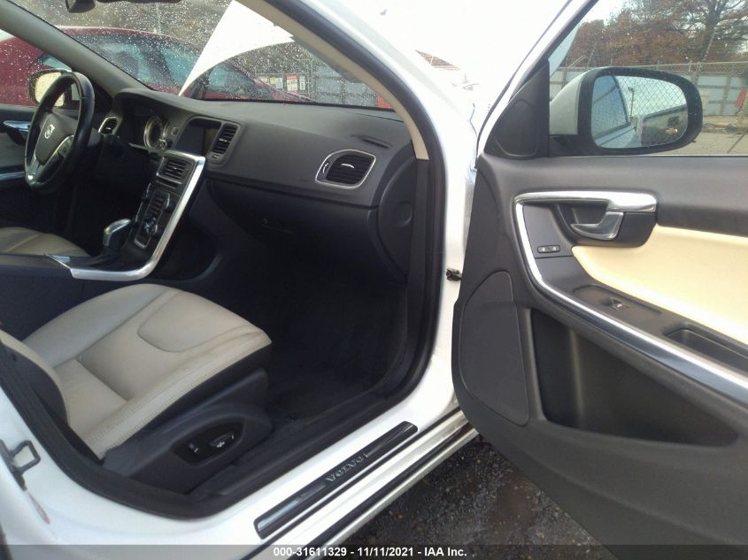 2013 VOLVO S60 T5 YV1612FS6D2180438