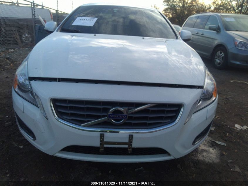 2013 VOLVO S60 T5 YV1612FS6D2180438