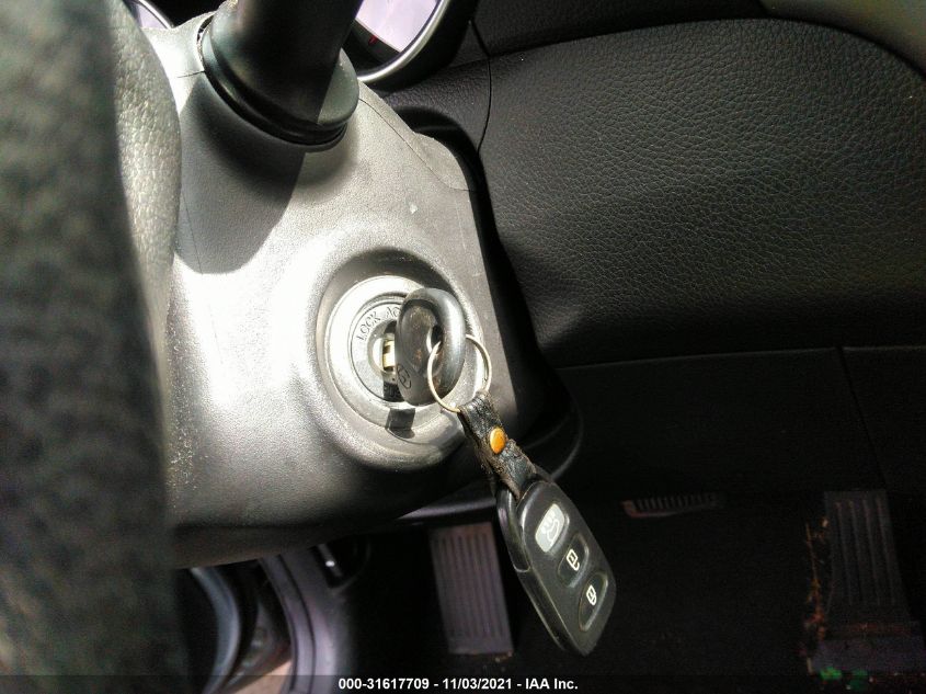 2013 HYUNDAI ELANTRA GT KMHD35LE3DU071152