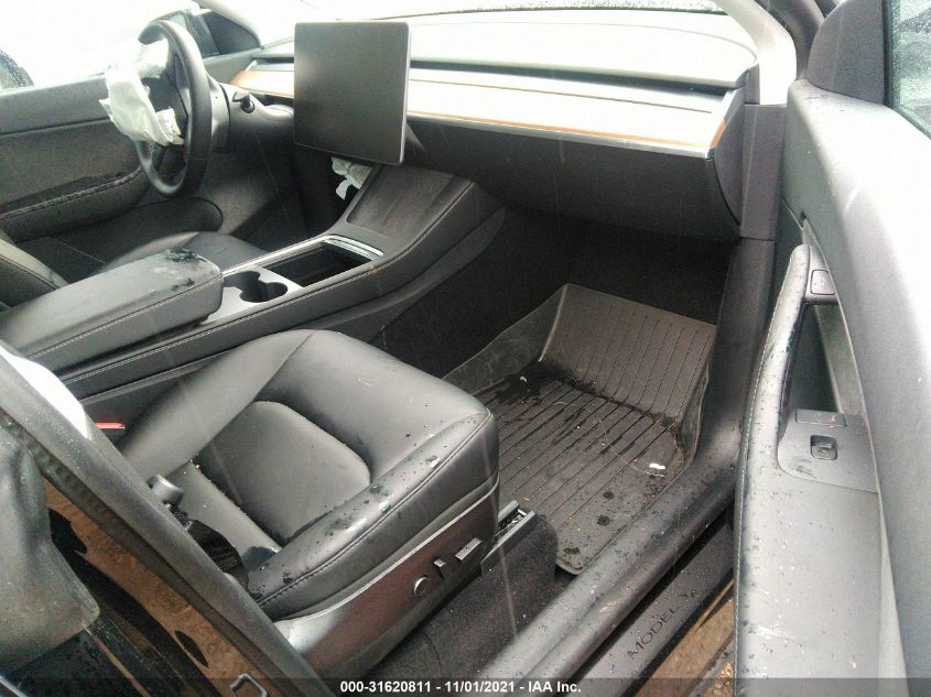 5YJYGDEE5MF129532 Tesla Model Y 2021. Фото: 4