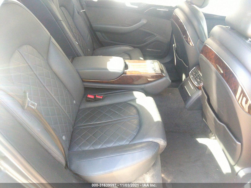 Audi A8 l 2015