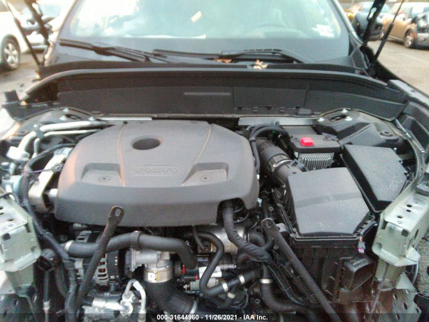 2020 VOLVO XC90 MOMENTUM YV4A221K4L1598745