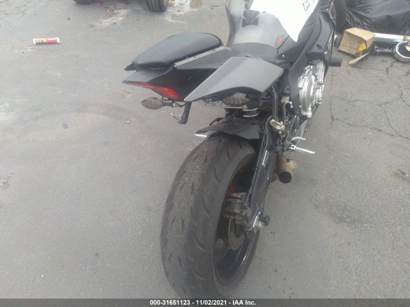 2016 YAMAHA YZFR1S JYARN42Y0GA000163