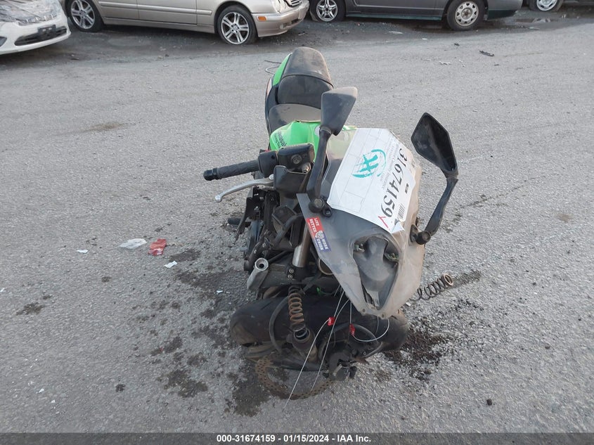 VIN ML5EXEM11NDA49576 2022 KAWASAKI EX650