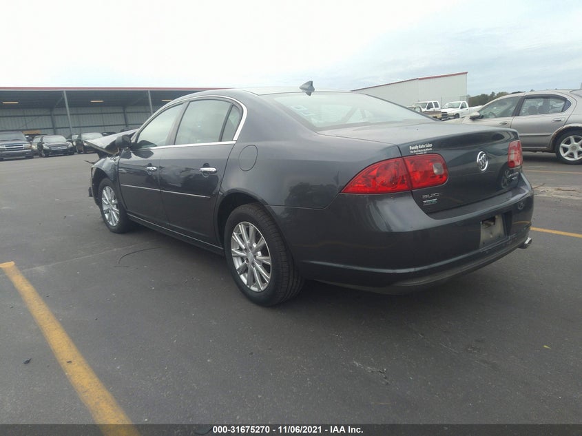 Buick Lucerne 2011
