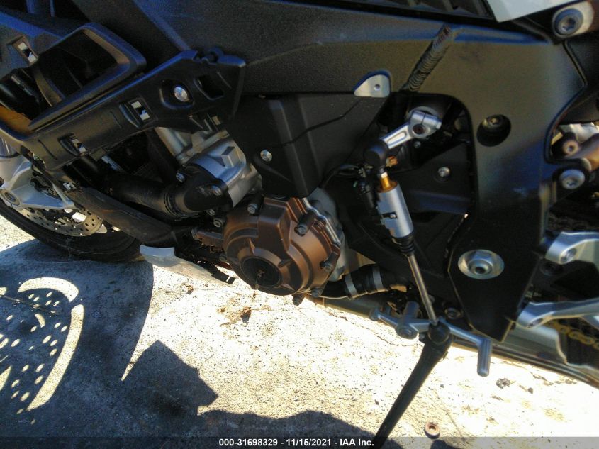 2022 BMW S 1000 R WB10E5302N6E90651