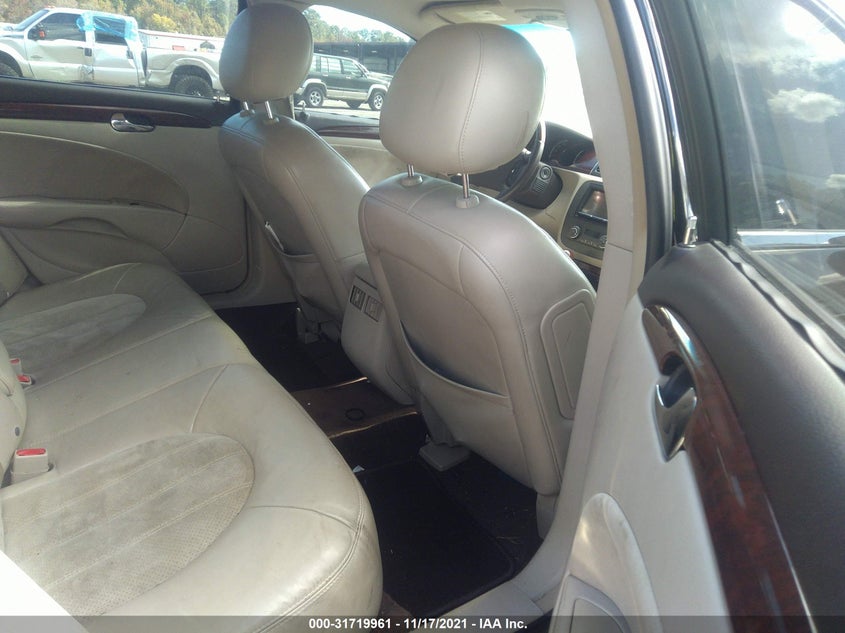 Buick Lucerne 2010