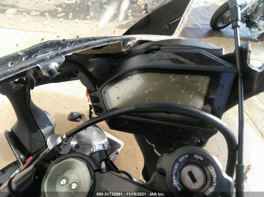 2014 HONDA CBR1000 RR JH2SC5908EK600140