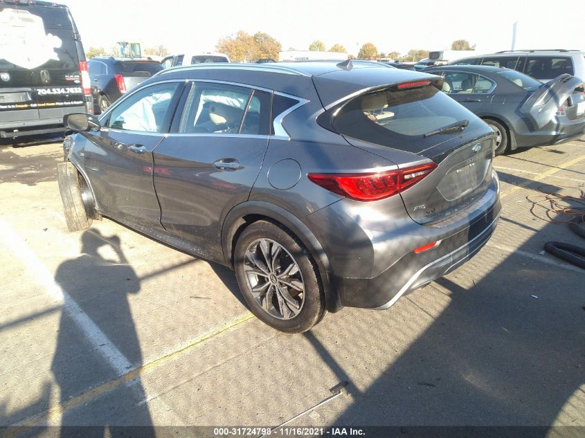 2018 INFINITI QX30 PREMIUM SJKCH5CR0JA055716