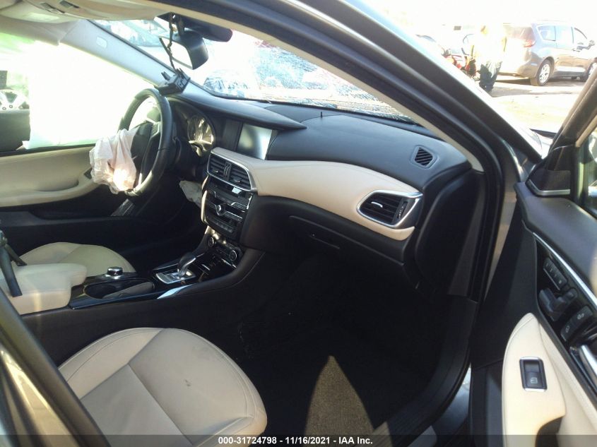 2018 INFINITI QX30 PREMIUM SJKCH5CR0JA055716