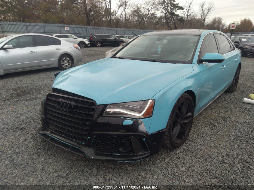 Audi A8 l 2013