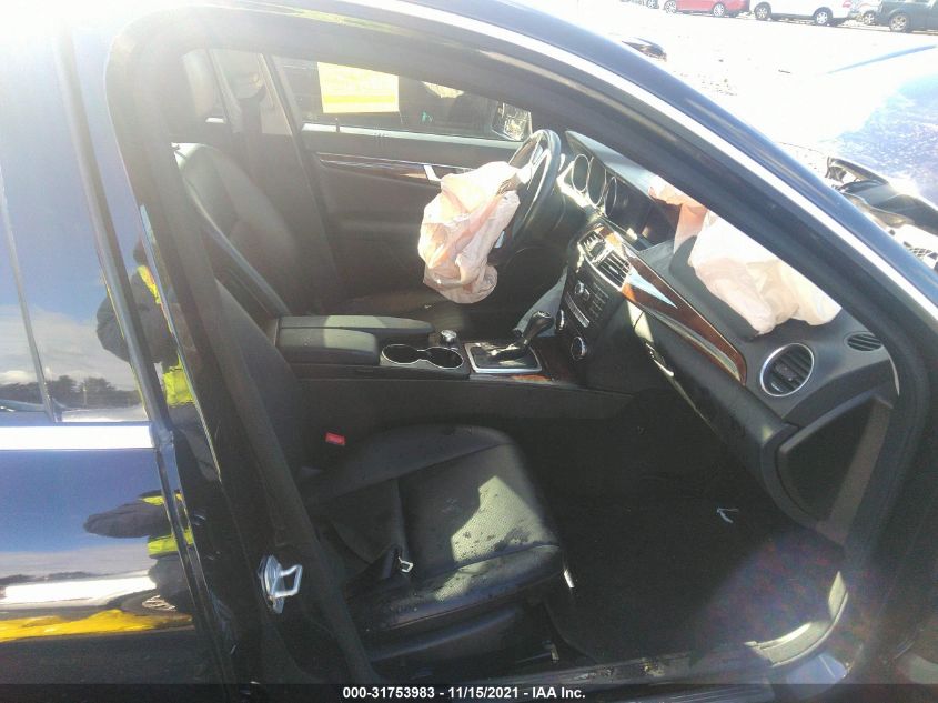 2014 MERCEDES-BENZ C-CLASS C 250 WDDGF4HB2EG248149
