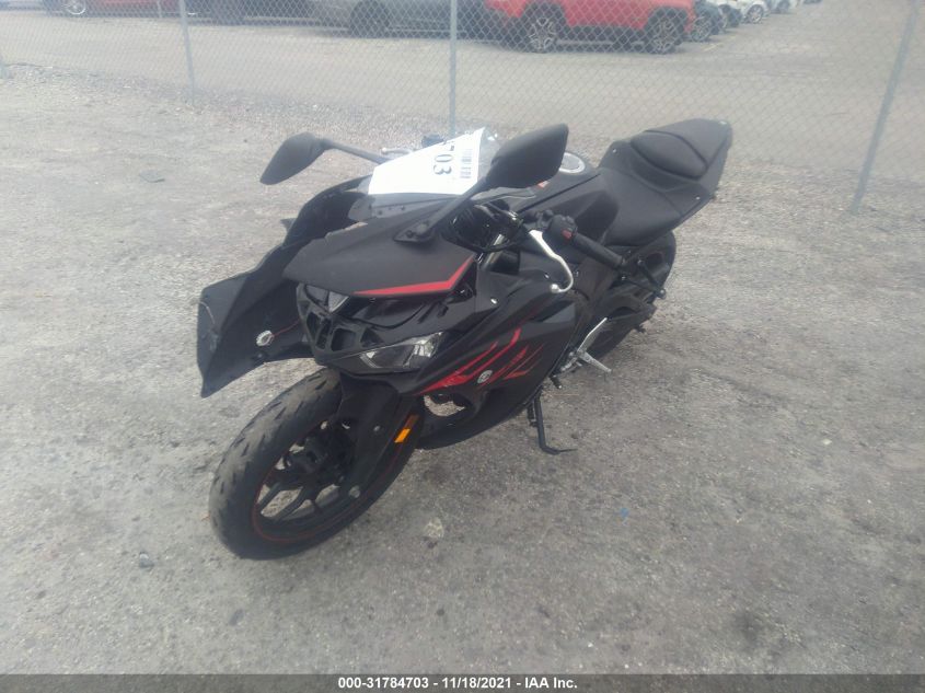 2017 YAMAHA YZFR3 MH3RH06Y1HK016481