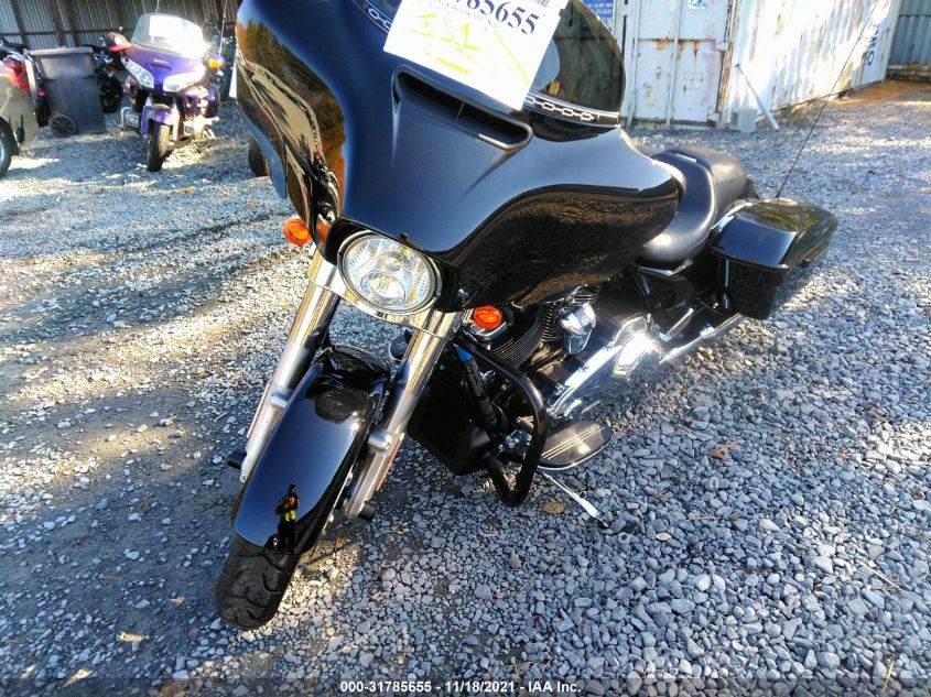 2018 HARLEY-DAVIDSON FLHX STREET GLIDE 1HD1KBC10JB671087