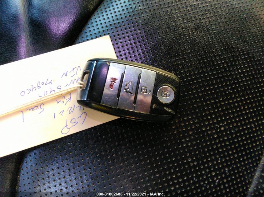 2014 KIA SOUL + KNDJP3A56E7708490