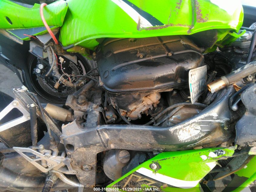 2001 KAWASAKI ZX750 P JKAZXDP191A054704