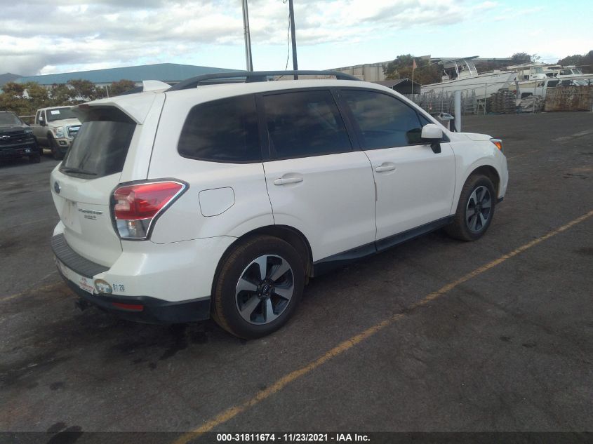 2017 SUBARU FORESTER PREMIUM JF2SJADC7HH476065