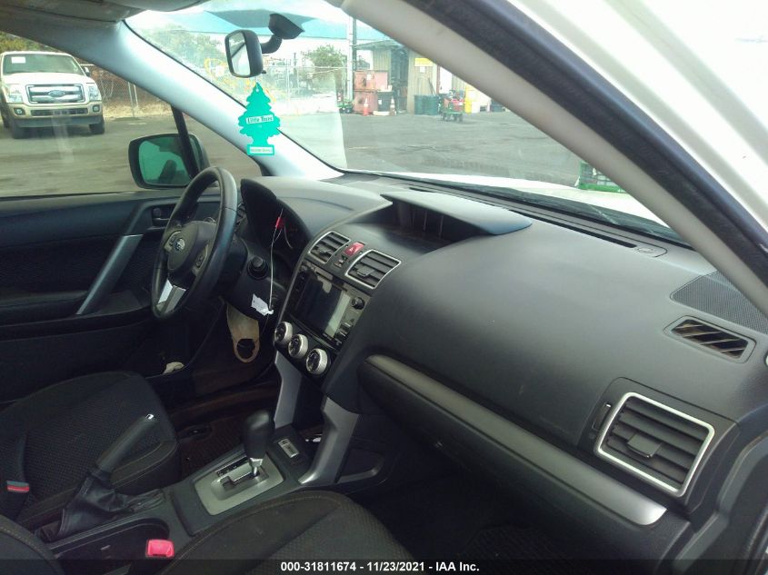 2017 SUBARU FORESTER PREMIUM JF2SJADC7HH476065