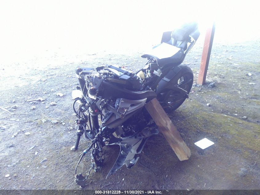 2019 YAMAHA YZFR6 JYARJ28E8KA004628