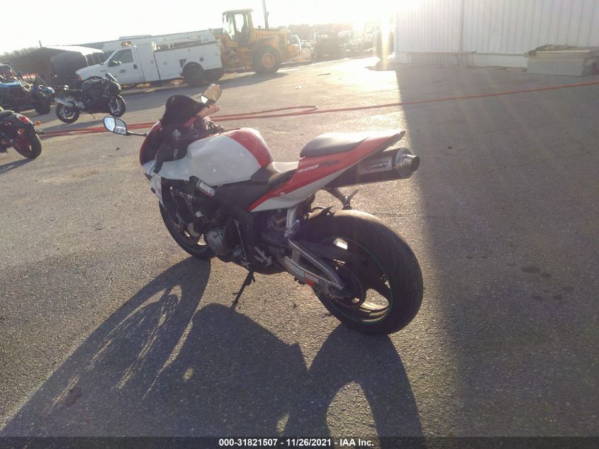 2003 HONDA CBR600 RR JH2PC37073M002023
