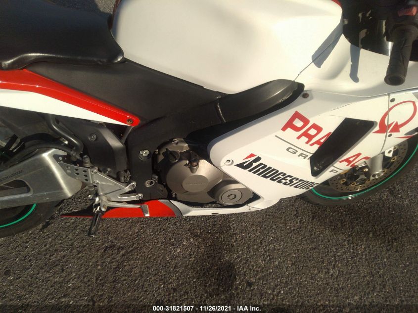 2003 HONDA CBR600 RR JH2PC37073M002023