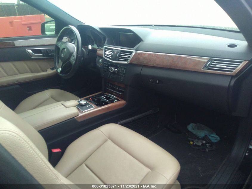 2013 MERCEDES-BENZ E 350 4MATIC - WDDHF8JBXDA670967
