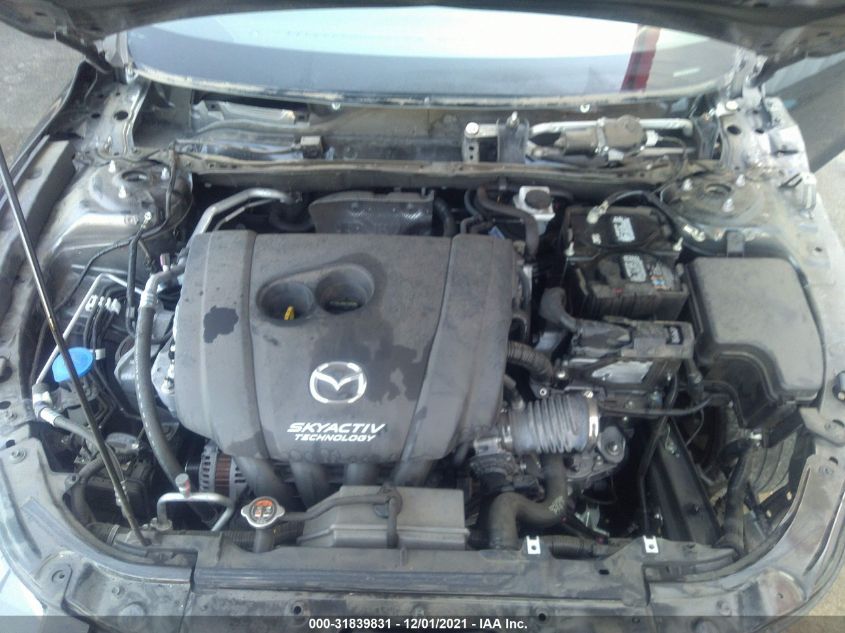 2018 MAZDA MAZDA3 4-DOOR TOURING 3MZBN1V32JM210551