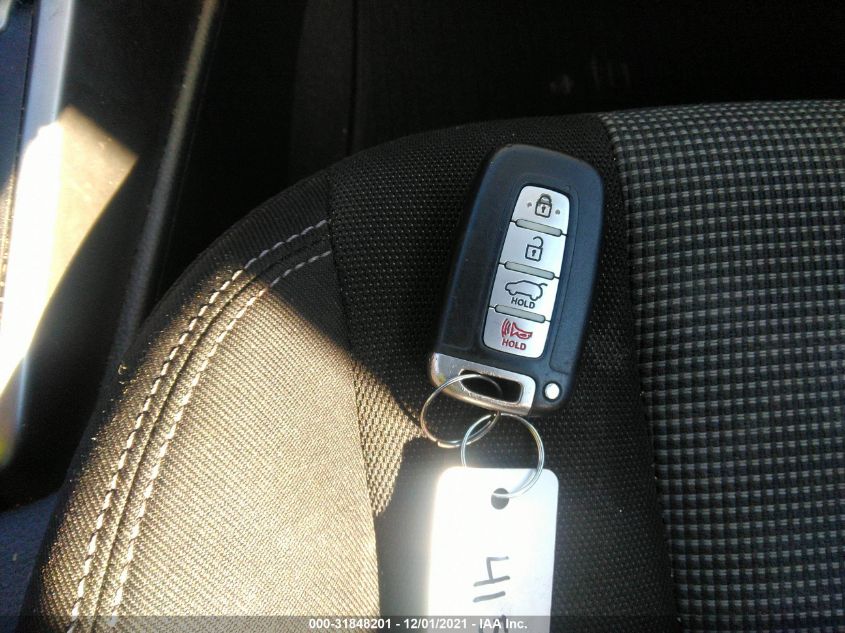 2013 HYUNDAI ELANTRA GT KMHD35LE1DU080917