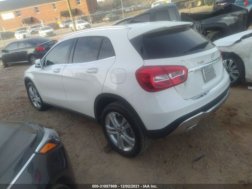 2020 MERCEDES-BENZ GLA GLA 250 W1NTG4EBXLU029313