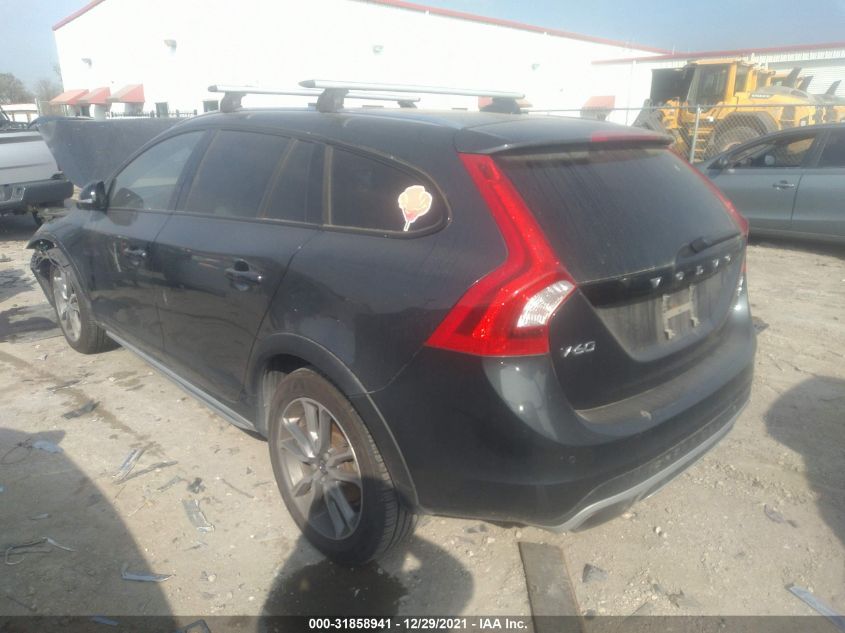 2015 VOLVO V60 CROSS COUNTRY T5 YV4612HK6F1001419