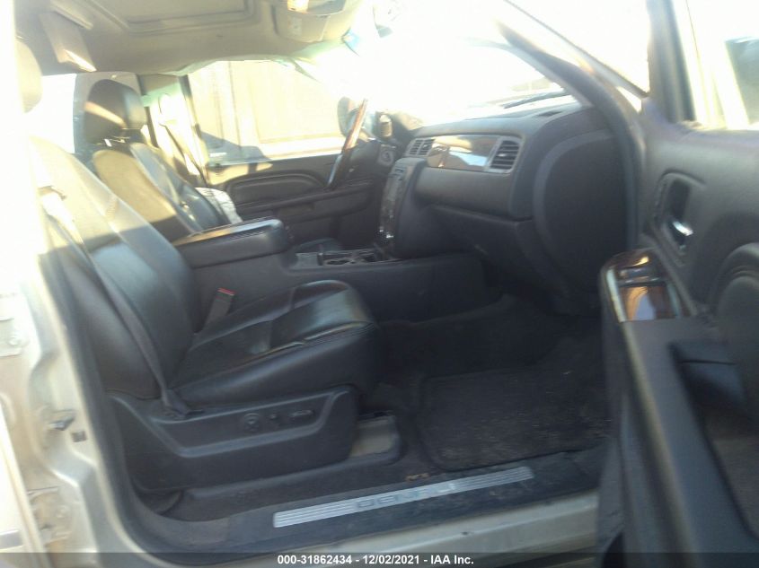 2013 GMC YUKON XL DENALI 1GKS2MEF2DR281831