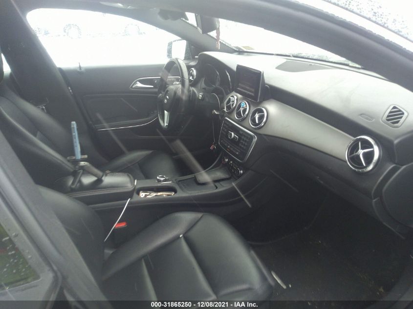 2014 MERCEDES-BENZ CLA-CLASS CLA 250 WDDSJ4EB6EN038422
