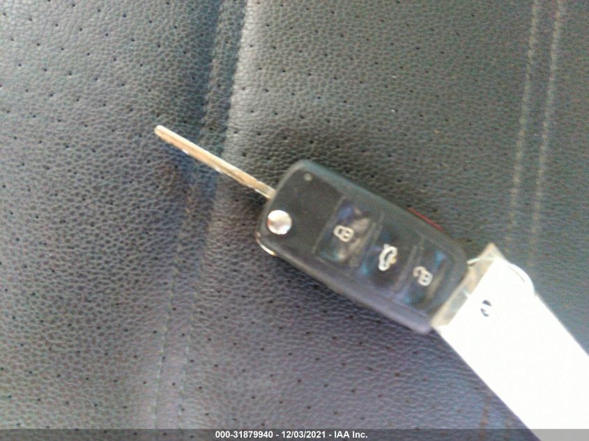 2013 VOLKSWAGEN PASSAT SE 1VWBH7A36DC012965