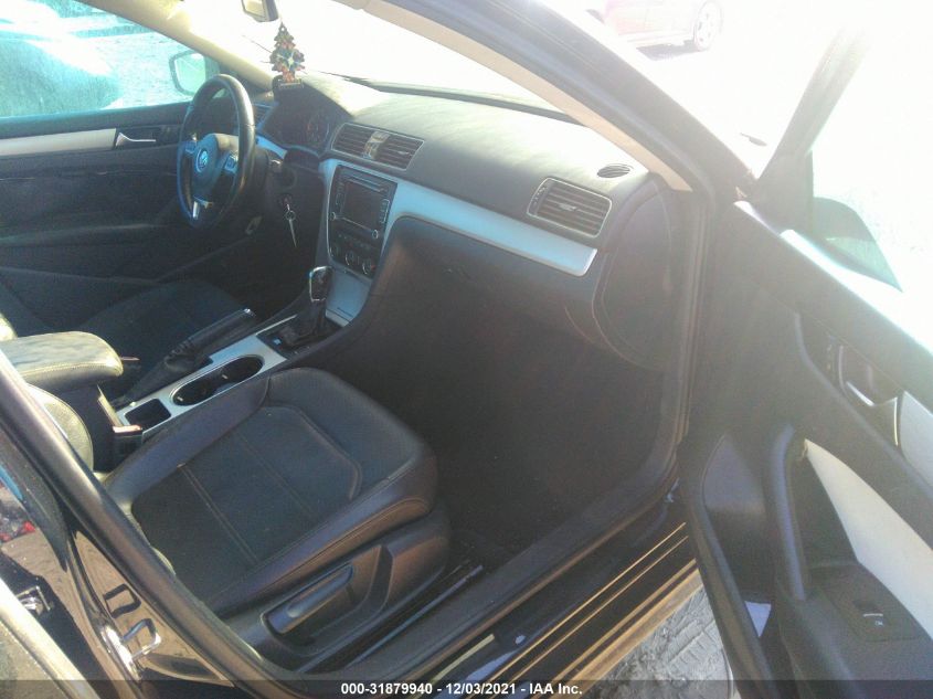 2013 VOLKSWAGEN PASSAT SE 1VWBH7A36DC012965