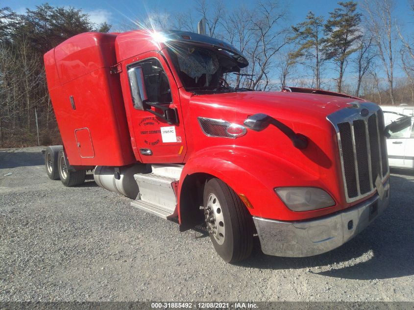 2017 PETERBILT 579