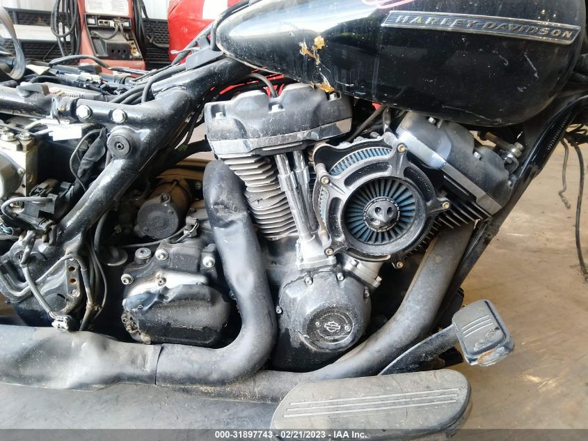 2019 HARLEY-DAVIDSON FLHXS - 1HD1KRP19KB684246