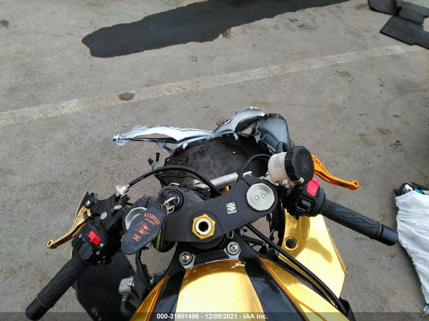 2019 SUZUKI GSX-R600 JS1GN7FA3K7100011