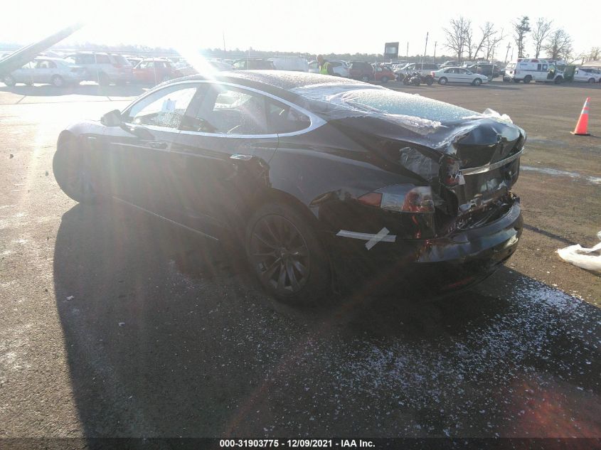 Фото: 5YJSA1E25LF410868 - 3