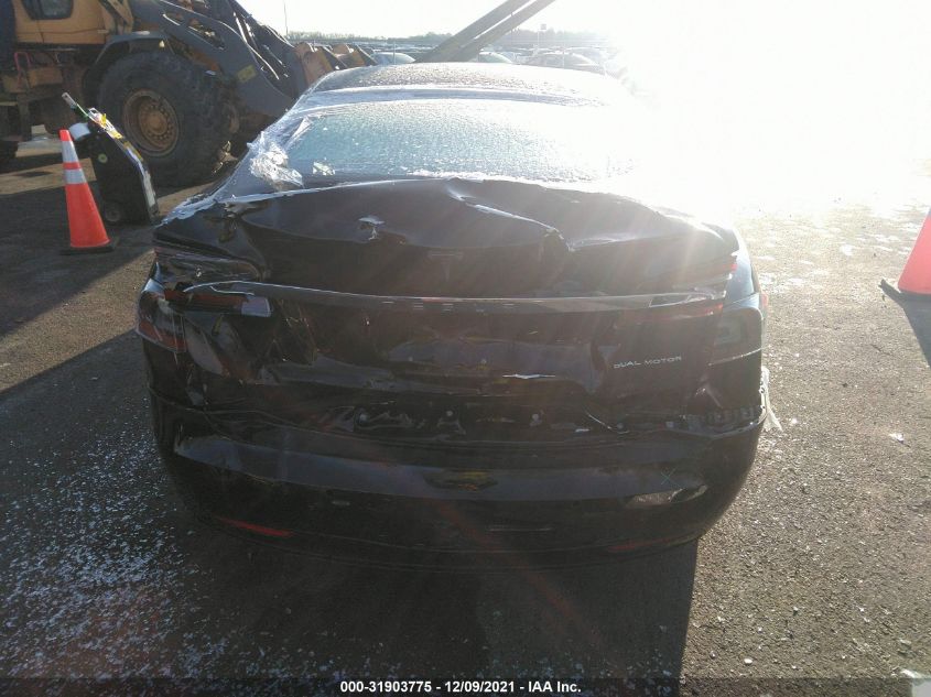 Фото: 5YJSA1E25LF410868 - 6