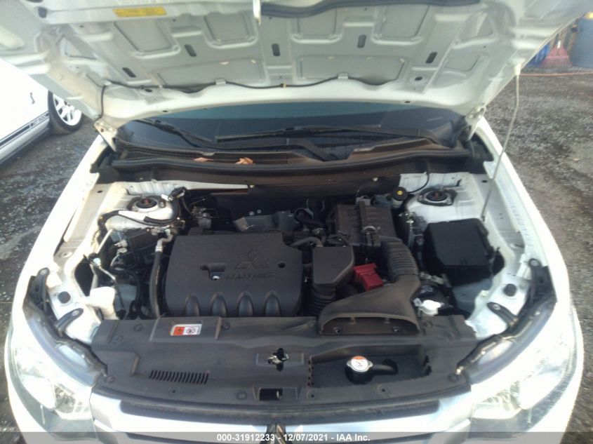2015 MITSUBISHI OUTLANDER SE JA4AZ3A31FZ013519