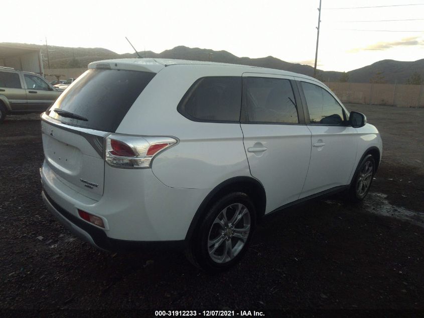 2015 MITSUBISHI OUTLANDER SE JA4AZ3A31FZ013519