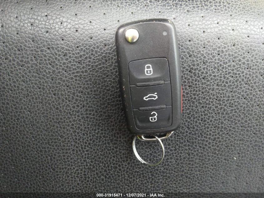 2017 VOLKSWAGEN JETTA 1.4T SE 3VWDB7AJ4HM382356