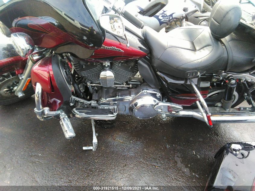 2011 HARLEY-DAVIDSON FLHTCUSE6 1HD1PR834BB955652