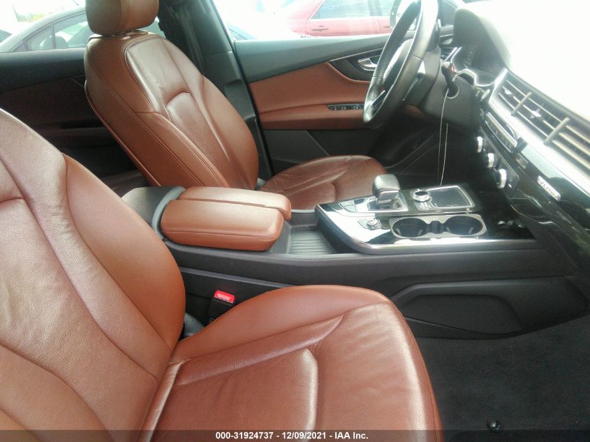 2017 AUDI Q7 PREMIUM PLUS WA1LHAF77HD051820