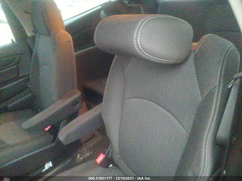 2017 CHEVROLET TRAVERSE LT 1GNKRHKD0HJ134260