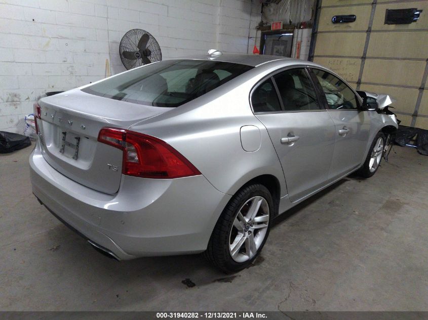 2015 VOLVO S60 T5 DRIVE-E PREMIER YV126MFK2F1344417